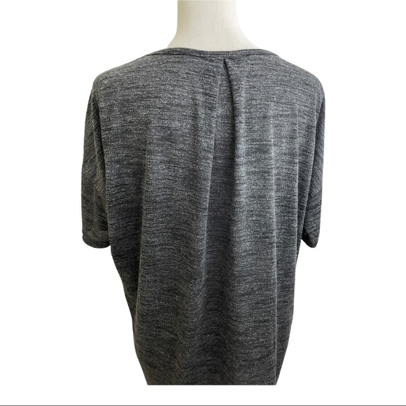 Zella short Sleeve front pocket grey/white size medium T shirt exercise - Picture 6 of 6